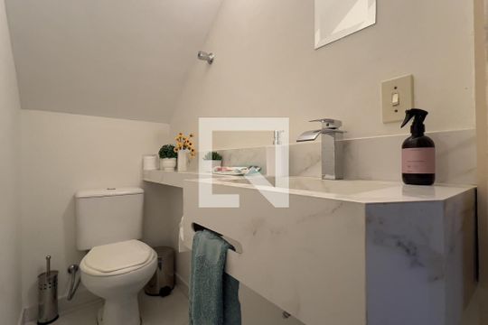Lavabo de casa de condomínio à venda com 3 quartos, 120m² em Jardim Cocaia, Guarulhos