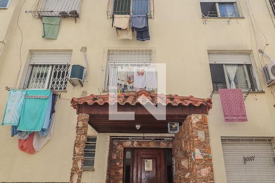 Fachada de apartamento à venda com 1 quarto, 32m² em Petrópolis, Porto Alegre