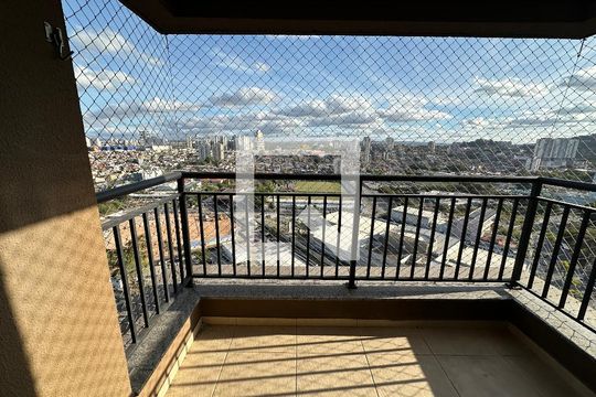 Varanda de apartamento para alugar com 3 quartos, 71m² em Jardim Tupanci, Barueri