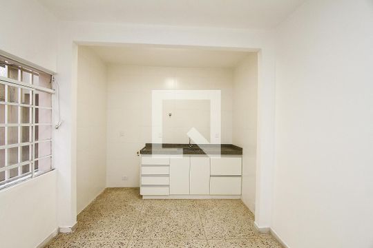 Cozinha de apartamento à venda com 3 quartos, 120m² em Prado, Belo Horizonte