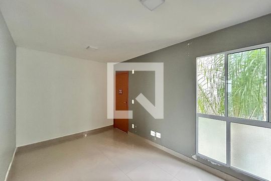 Sala de apartamento à venda com 2 quartos, 40m² em Canudos, Novo Hamburgo