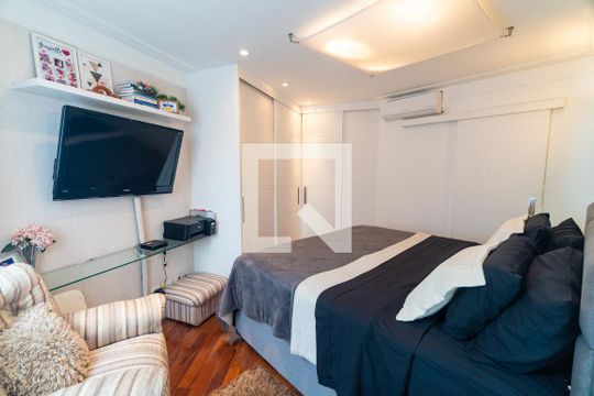 Suite 1 de casa à venda com 3 quartos, 144m² em Chácara Inglesa, São Paulo