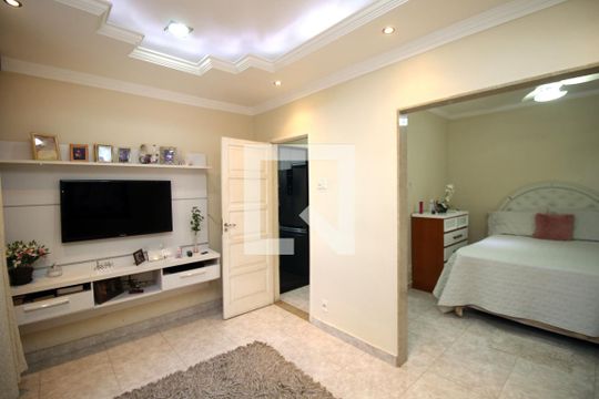 Quarto 2 de casa à venda com 5 quartos, 361m² em Brás de Pina, Rio de Janeiro