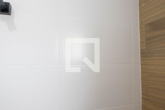 Banheiro da Suíte 3 de casa à venda com 3 quartos, 180m² em Parque Rodrigues Alves, São Paulo