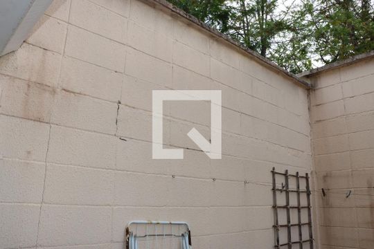 Área Externa de casa de condomínio para alugar com 3 quartos, 110m² em Jardim Passargada I, Cotia