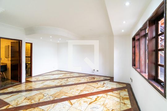 Sala de casa de condomínio à venda com 3 quartos, 225m² em Vila do Encontro, São Paulo