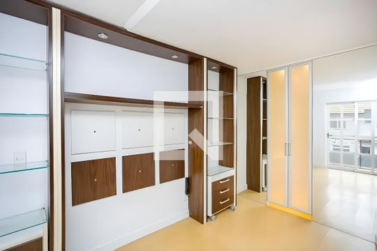 Quarto de casa para alugar com 3 quartos, 154m² em Bandeirantes (Pampulha), Belo Horizonte