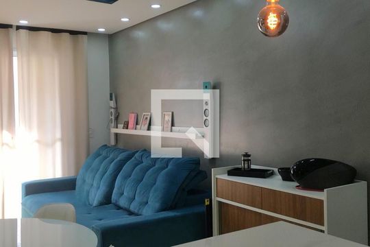 Sala de apartamento à venda com 2 quartos, 48m² em Santa Maria, Osasco