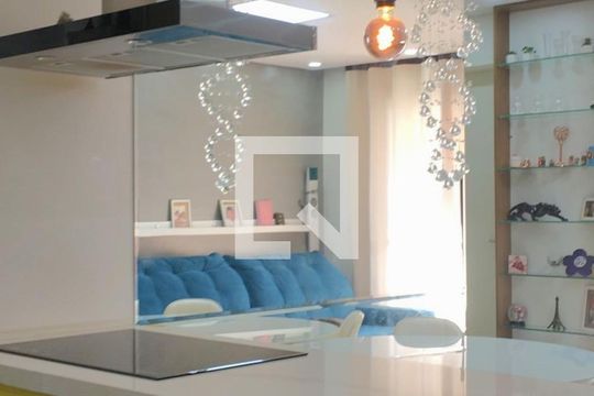 Sala de apartamento à venda com 2 quartos, 48m² em Santa Maria, Osasco