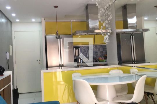 Sala de apartamento à venda com 2 quartos, 48m² em Santa Maria, Osasco
