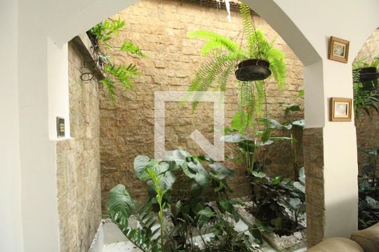Sala 1 - Jardim de inverno de casa para alugar com 6 quartos, 599m² em Pechincha, Rio de Janeiro