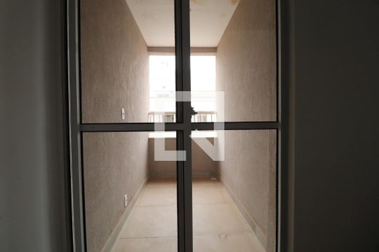 Varanda  de apartamento para alugar com 2 quartos, 110m² em Jardim Espanha, Uberlândia