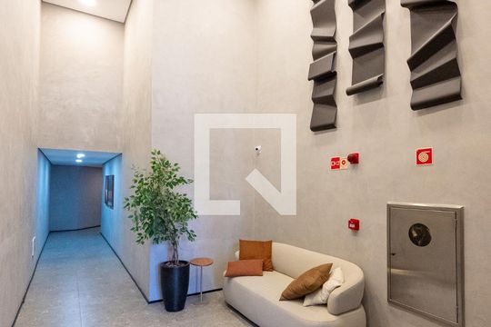Hall de entrada de kitnet/studio à venda com 1 quarto, 28m² em Vila Clementino, São Paulo
