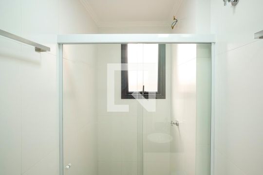 Banheiro social de apartamento à venda com 2 quartos, 53m² em Boa Vista, São Caetano do Sul