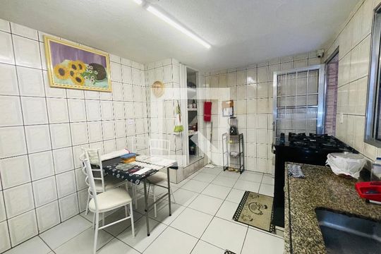 Cozinha de casa à venda com 2 quartos, 125m² em Jardim Paraventi, Guarulhos