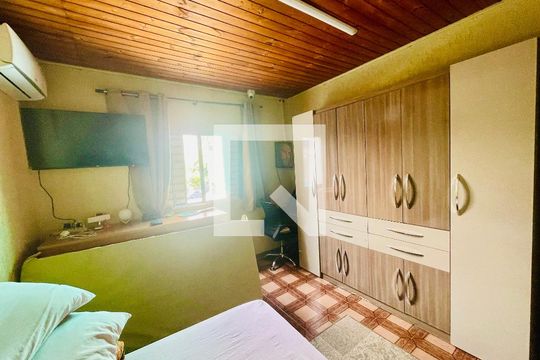 Quarto 1 de casa à venda com 2 quartos, 125m² em Jardim Paraventi, Guarulhos