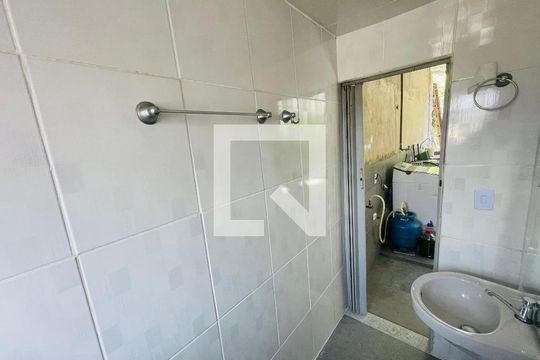 Lavabo de casa à venda com 2 quartos, 125m² em Jardim Paraventi, Guarulhos