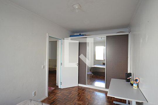 Quarto 1 de apartamento à venda com 2 quartos, 64m² em Higienópolis, Porto Alegre