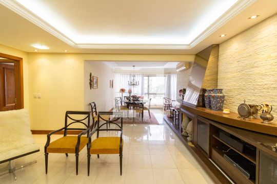 Sala de apartamento à venda com 3 quartos, 155m² em Tristeza, Porto Alegre
