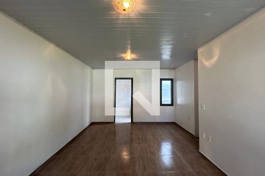 Sala 2 de casa à venda com 3 quartos, 180m² em Rondônia, Novo Hamburgo