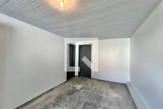 Sala 1 de casa à venda com 3 quartos, 180m² em Rondônia, Novo Hamburgo
