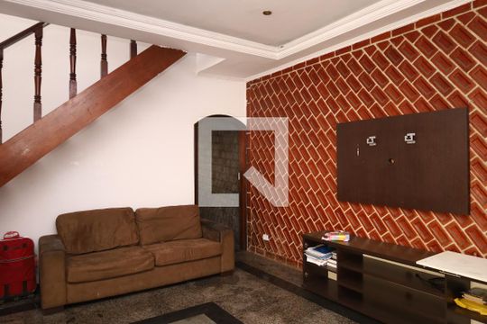 Sala de casa à venda com 3 quartos, 160m² em Vila Monte Santo, São Paulo