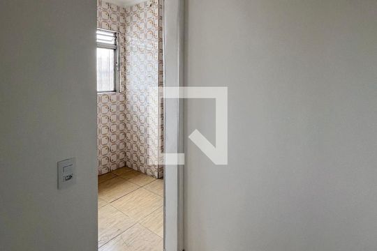Quarto de Serviço de apartamento para alugar com 2 quartos, 70m² em Vila Vera, São Paulo