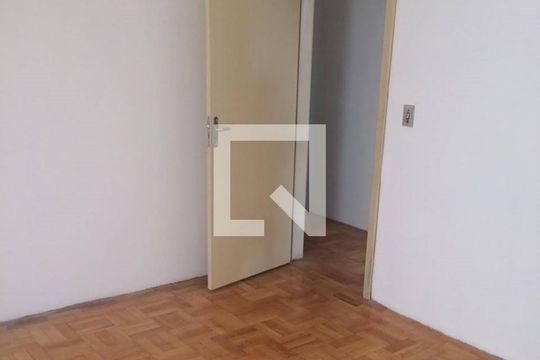 Quarto 2 de apartamento à venda com 2 quartos, 70m² em Mont’Serrat, Porto Alegre