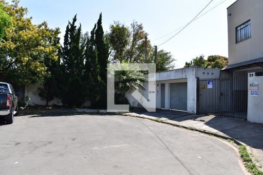 Vista da Rua de kitnet/studio para alugar com 1 quarto, 15m² em Cajuru, Curitiba