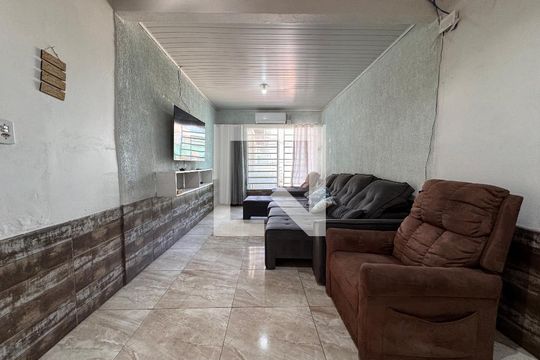 Sala de casa à venda com 3 quartos, 110m² em Campina, São Leopoldo