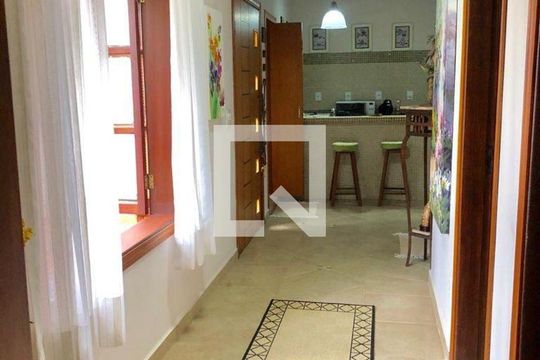 Sala de casa à venda com 5 quartos, 386m² em Parque Xangrilá, Campinas