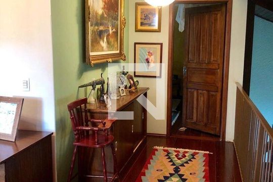 Sala de casa à venda com 5 quartos, 386m² em Parque Xangrilá, Campinas