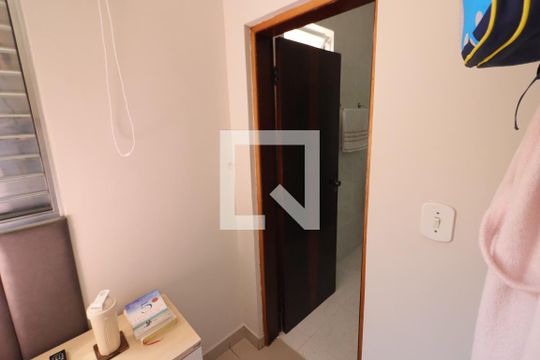 Suíte de casa à venda com 2 quartos, 125m² em Vila Osasco, Osasco