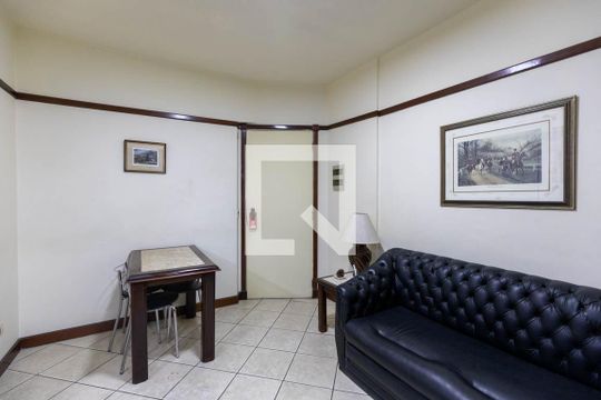 Sala de kitnet/studio para alugar com 1 quarto, 35m² em Campos Elíseos, São Paulo