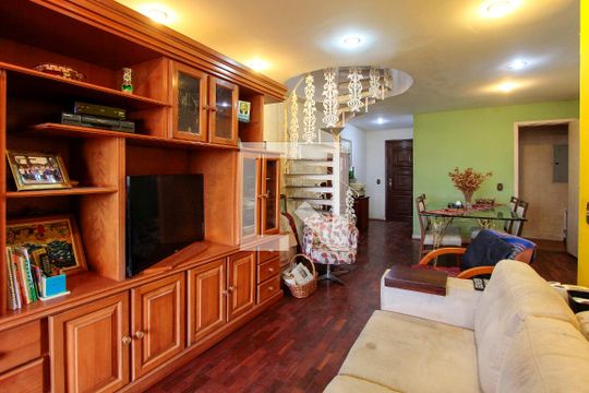Sala de apartamento à venda com 3 quartos, 250m² em Barra da Tijuca, Rio de Janeiro
