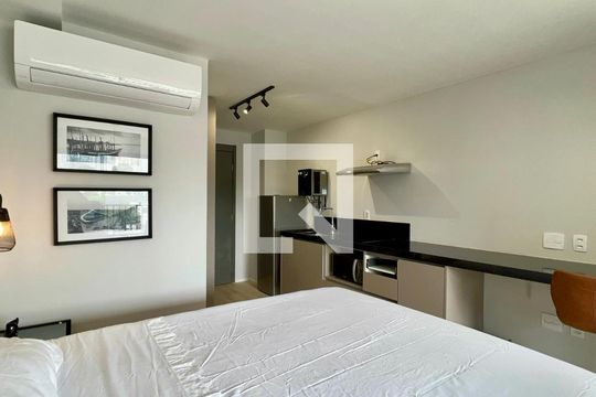 Studio de kitnet/studio para alugar com 1 quarto, 27m² em Sumaré, São Paulo