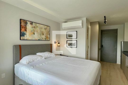 Studio de kitnet/studio para alugar com 1 quarto, 27m² em Sumaré, São Paulo