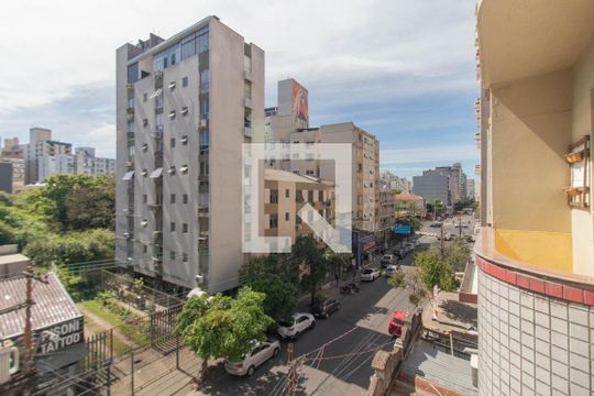 Varanda do Quarto 2 de apartamento para alugar com 3 quartos, 74m² em Cidade Baixa, Porto Alegre