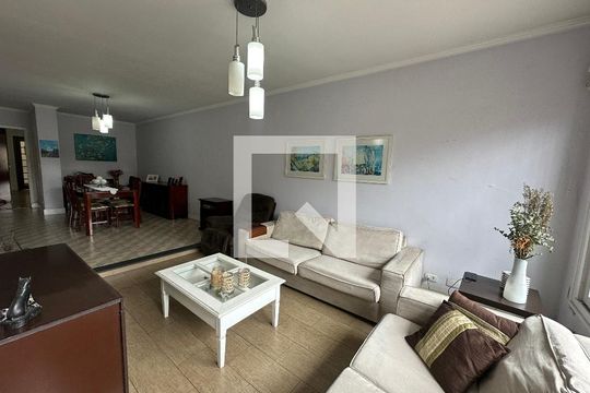 Sala de casa à venda com 5 quartos, 238m² em Vila Pindorama, Barueri
