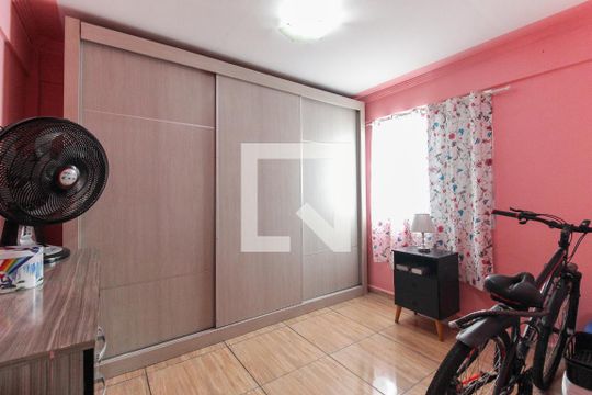 Quarto 1 de apartamento à venda com 2 quartos, 44m² em Itaquera, São Paulo