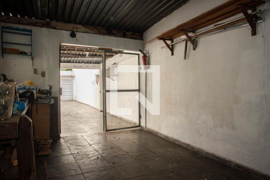 Garagem de casa à venda com 2 quartos, 120m² em Vila Clementino, São Paulo