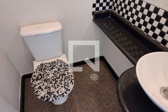 Lavabo de casa para alugar com 4 quartos, 420m² em Mauá, São Caetano do Sul