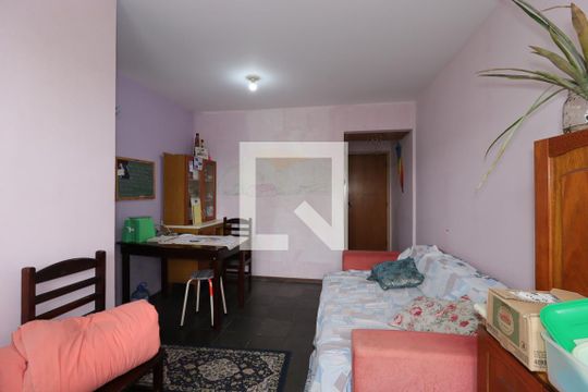 Sala de apartamento à venda com 3 quartos, 67m² em Vila Luzita, Santo André