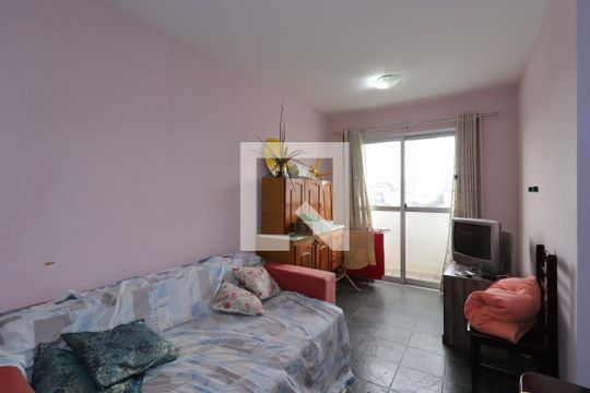 Sala de apartamento à venda com 3 quartos, 67m² em Vila Luzita, Santo André