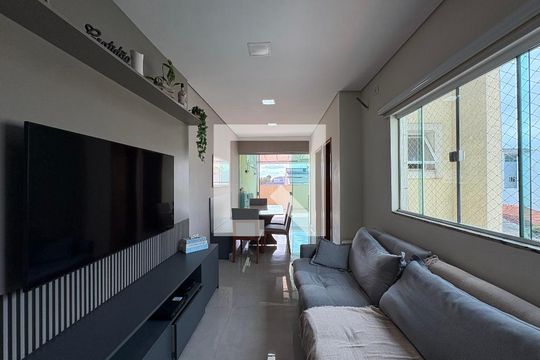 Sala de apartamento à venda com 2 quartos, 104m² em Vila Camilópolis, Santo André