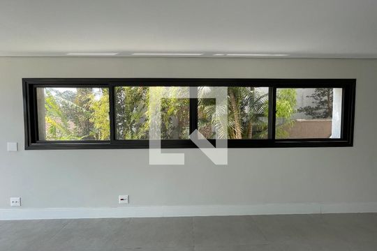 Sala de casa de condomínio para alugar com 4 quartos, 484m² em São Paulo Ii, Cotia