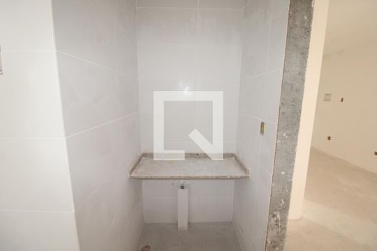 Banheiro de apartamento à venda com 2 quartos, 48m² em Vila Paulista, Guarulhos
