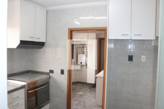 Cozinha de apartamento à venda com 3 quartos, 167m² em Santa Paula, São Caetano do Sul