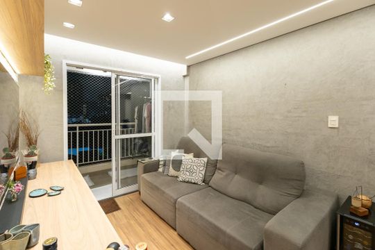 Sala de apartamento para alugar com 2 quartos, 62m² em Chácara Santo Antônio, São Paulo