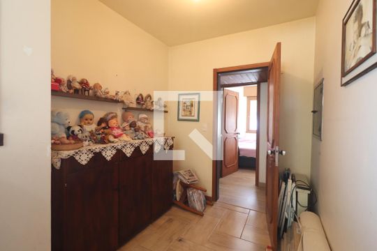 Corredor de apartamento à venda com 4 quartos, 159m² em Rio Branco, Novo Hamburgo